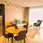 公寓 Apt Lucky 7 - 2 Bdr Cozy Family & Office Space - Free Parking, Near Stadiums & Center