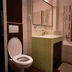 Apt Lucky 7 - 2 Bdr Cozy Family & Office Space - Free Parking, Near Stadiums & Center Apartment Bratislava