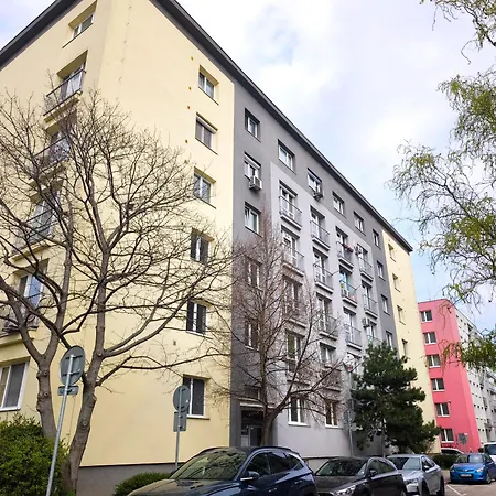 Free Parking, Ac & Self Checkin - Lucky 7 - 2 Bdr Relax & Harmony - Near Stadiums & Center * Bratislava