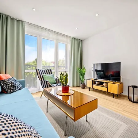 Free Parking, Ac & Self Checkin - Lucky 7 - 2 Bdr Relax & Harmony - Near Stadiums & Center Apartmán Bratislava