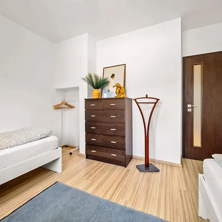 Free Parking, Ac & Self Checkin - Lucky 7 - 2 Bdr Relax & Harmony - Near Stadiums & Center * Bratislava