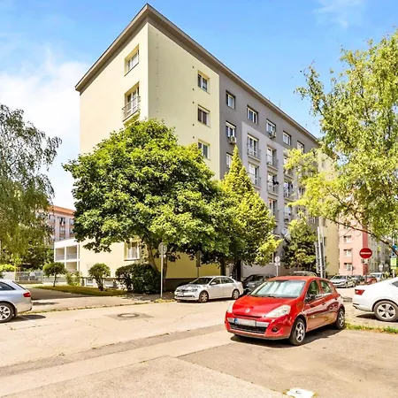 Free Parking, Ac & Self Checkin - Lucky 7 - 2 Bdr Relax & Harmony - Near Stadiums & Center Apartmán *