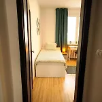Lucky 7 - 2 Bdr Cozy Family - Near Sports, Culture & Center Bratislava